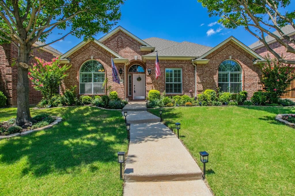 Property Photo:  11406 Gatesville Drive  TX 75035 