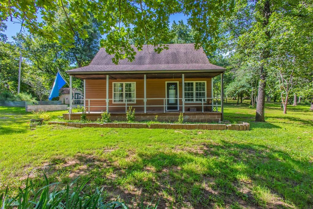 Property Photo:  18024 E Franklin Road  OK 74857 
