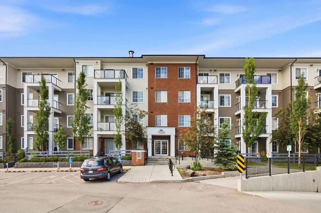 Property Photo: 298 Sage Meadows Park NW 1104 AB T3P 1P5