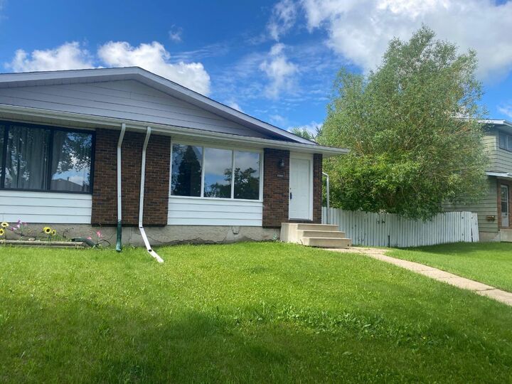 Property Photo: 6321-B Enevold Drive AB T4V 3K1