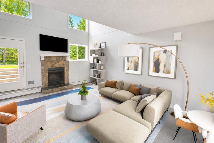 Property Photo: 90 Glamis Drive SW 4172 AB T3E 6T8