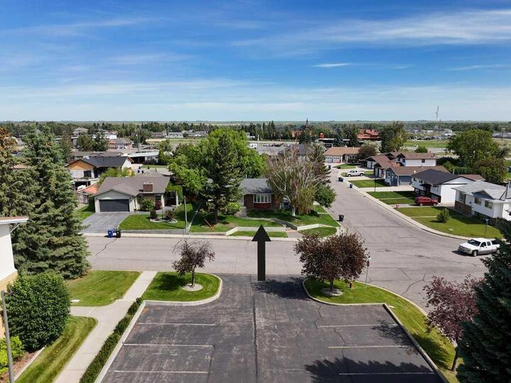 Property Photo: 667 21st Street AB T0L 0Z0