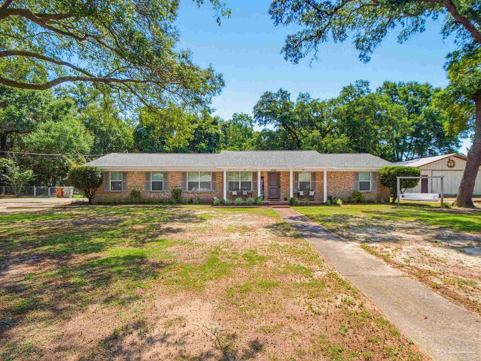 Property Photo:  5692 Pine Ridge Dr  FL 32570 