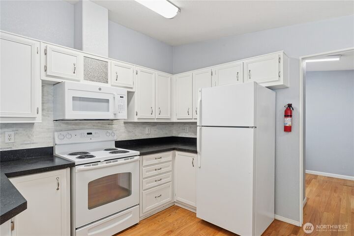 Property Photo: 600 NE Saturn Lane WA 98311