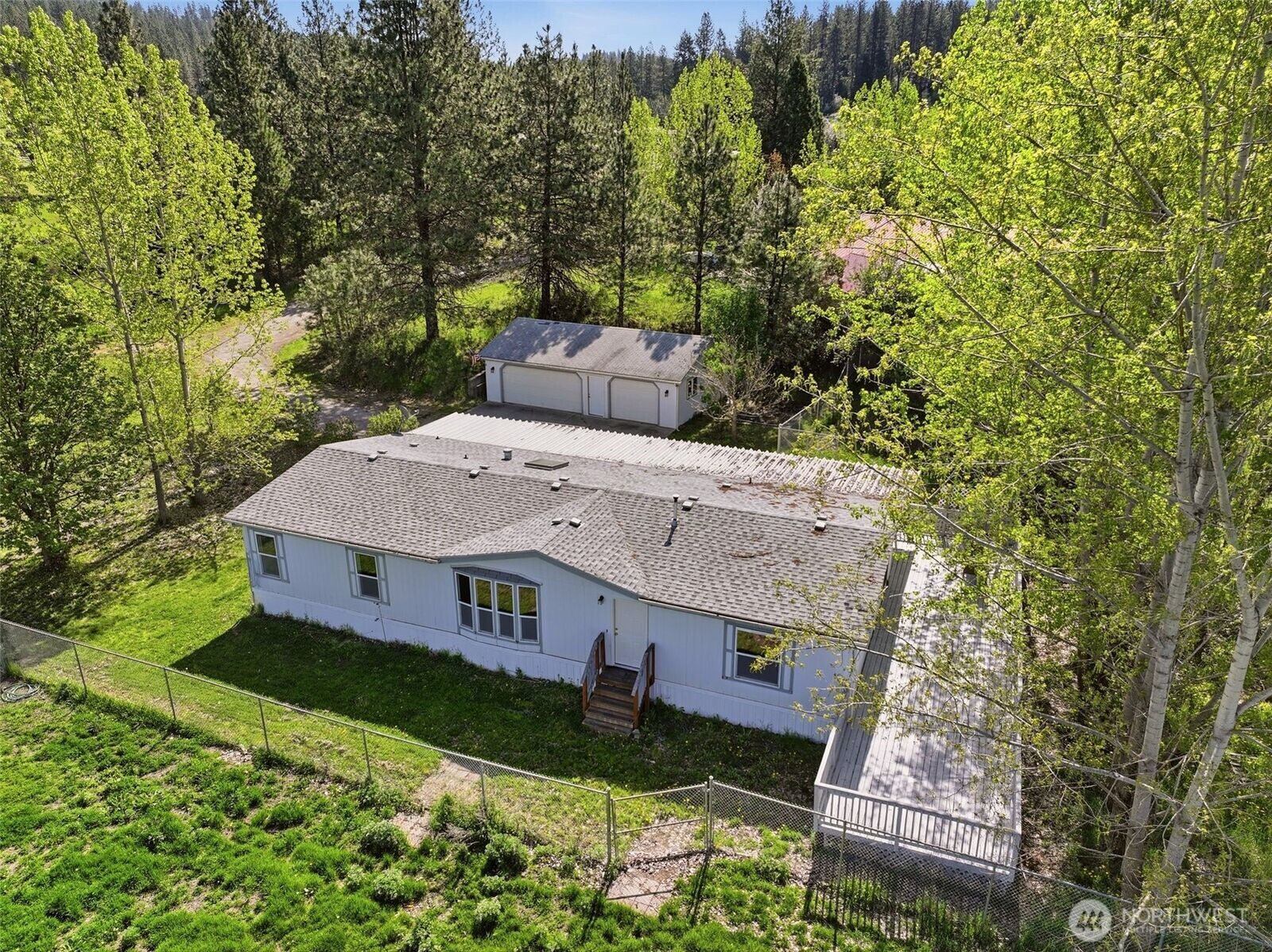 Property Photo: 8325 N Lindgren Road WA 99217