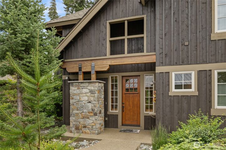 Property Photo:  112  Cake Box Lane  WA 98922 