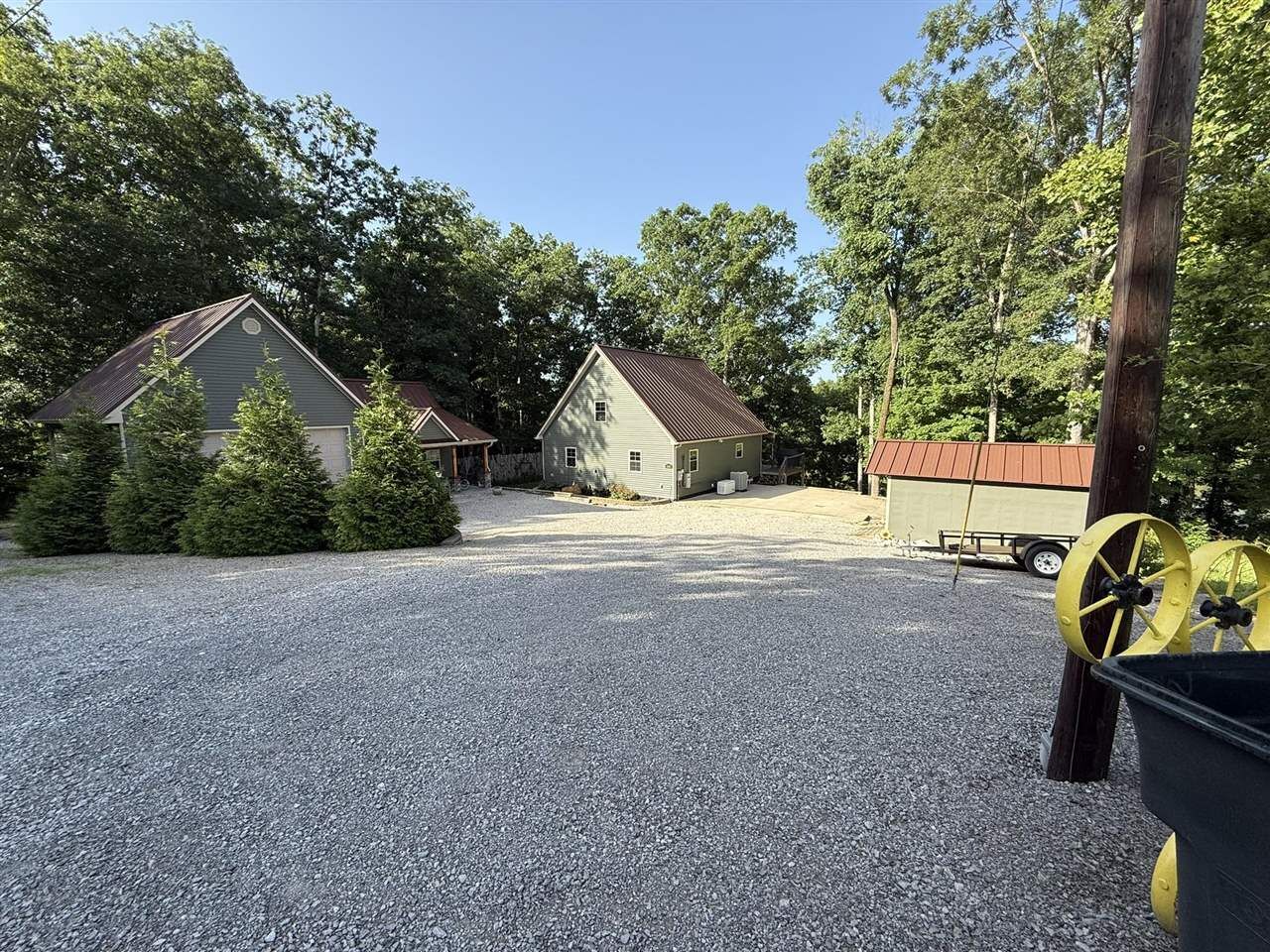Property Photo: 1602 William Cemetery Road KY 42726