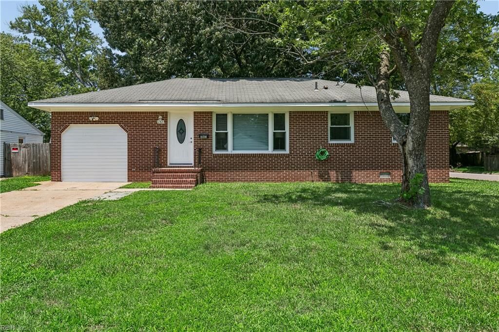 Property Photo:  263 Exeter Rd  VA 23602 