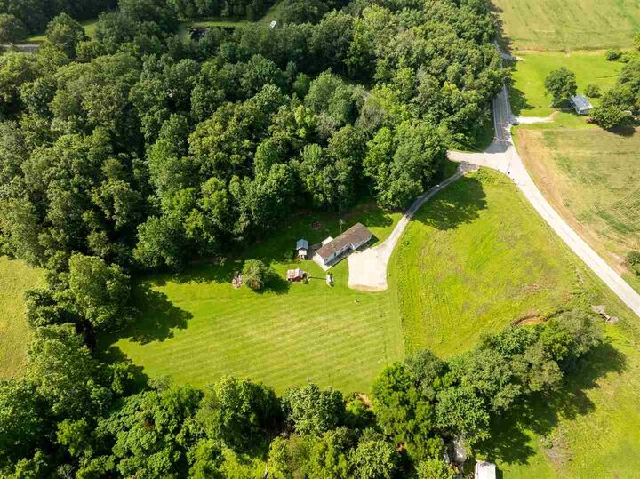 Property Photo: 4000 W County Road 400 North IN 47235