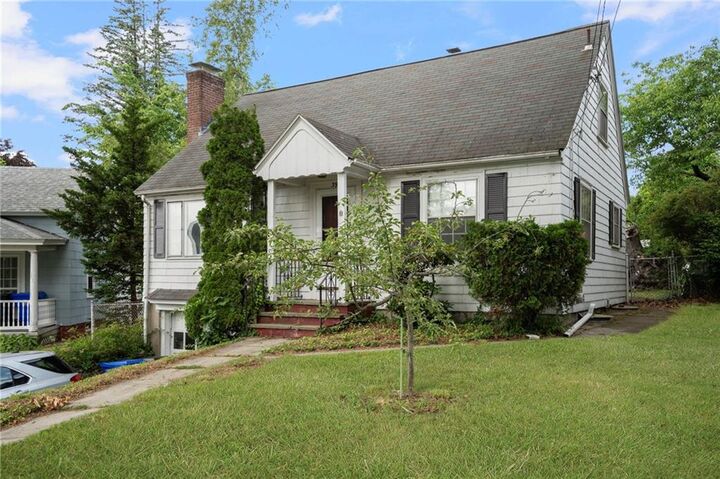 Property Photo:  39 Greenfield Avenue  RI 02911 