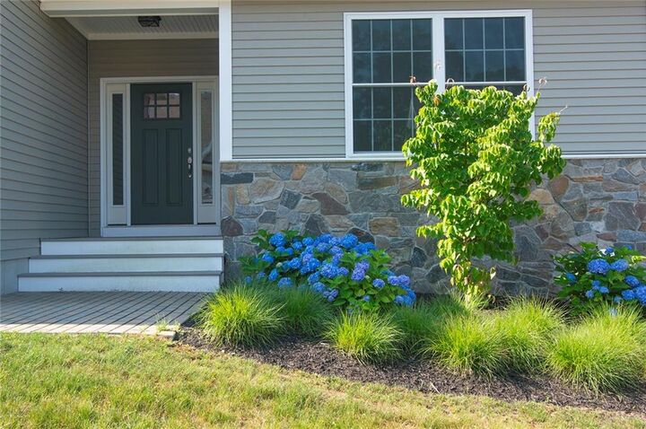 Property Photo:  16 Abbey Lane 17  RI 02891 