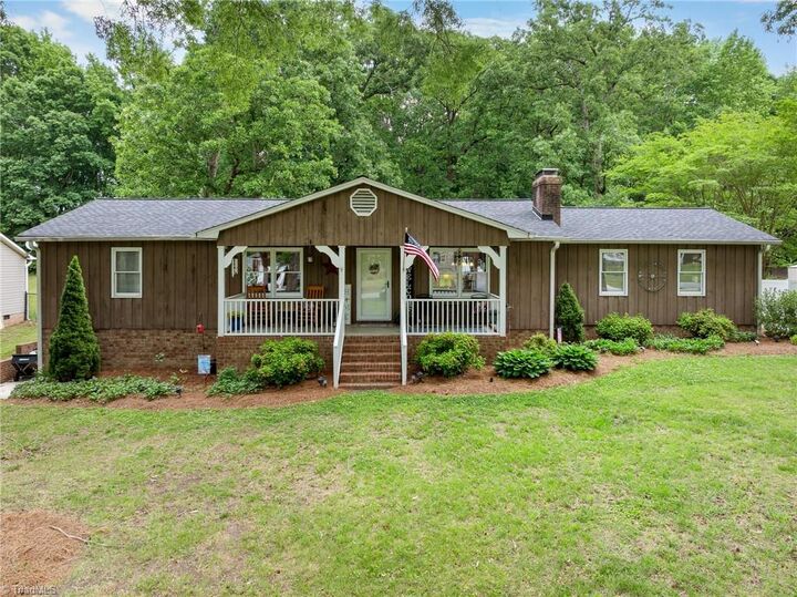 Property Photo: 1025 Springwood Lane NC 27263