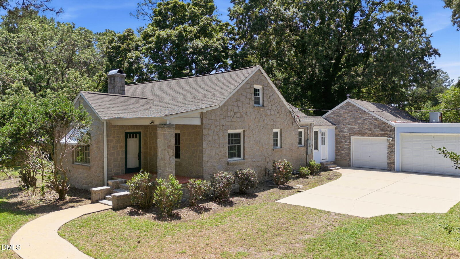 Property Photo:  130 Harris Street  NC 27591 