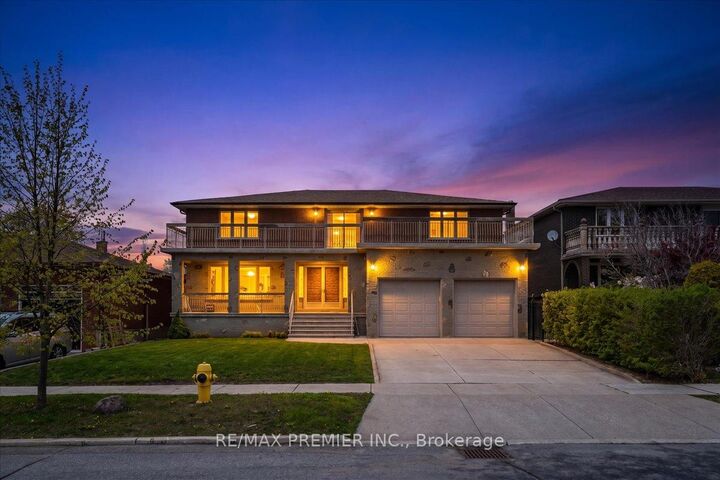 100 Hallsport Crescent — photo 1