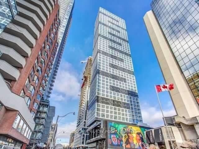 181 Dundas Street E 4702 — photo 1