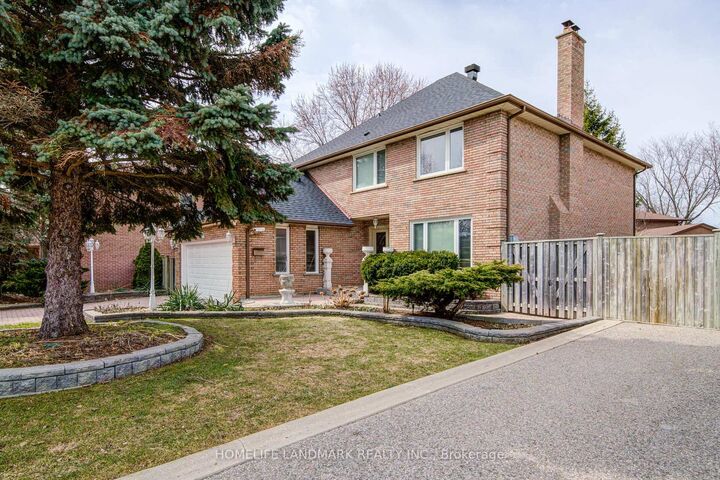 Property Photo: 4303 Bridlepath Trail ON L5L 3K3