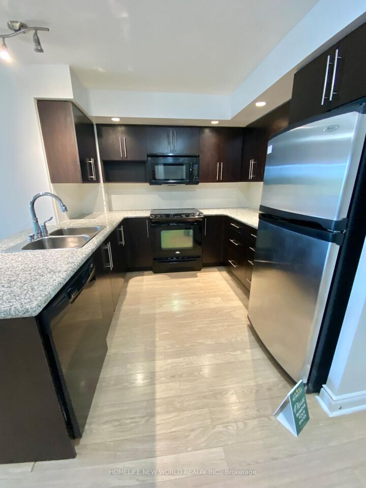 Property Photo: 23 Cox Boulevard 387 ON L3R 7Z9