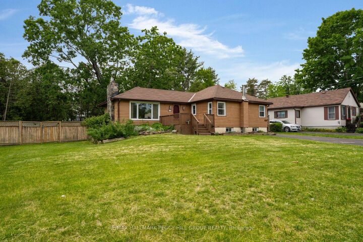 318 Percy Street — photo 1