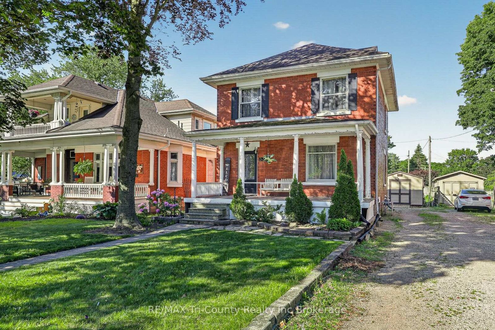 Property Photo: 335 Broadway Street ON N4G 3S4