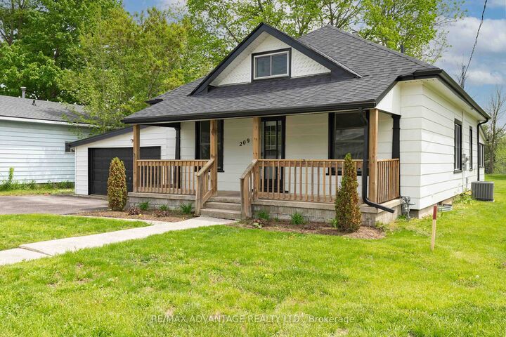 209 Victoria Street — photo 1