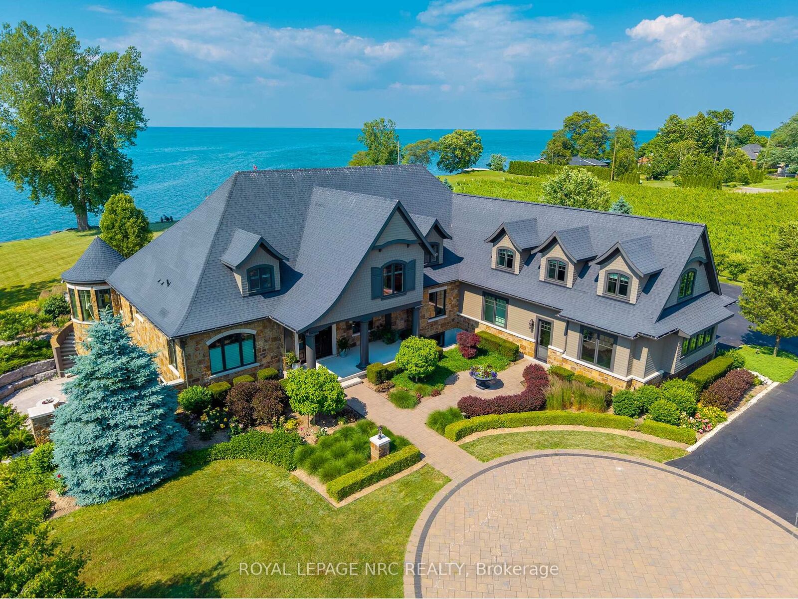 Property Photo: 1234 Lakeshore Road ON L0S 1T0