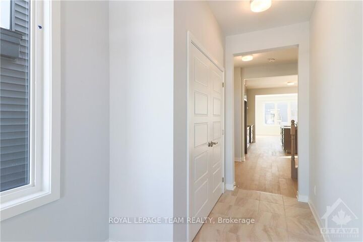 Property Photo:  803 Crossgate Street  ON K2J 7E3 