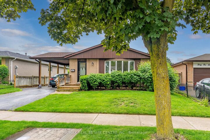 Property Photo:  3170 Palmer Drive  ON L7M 1L4 