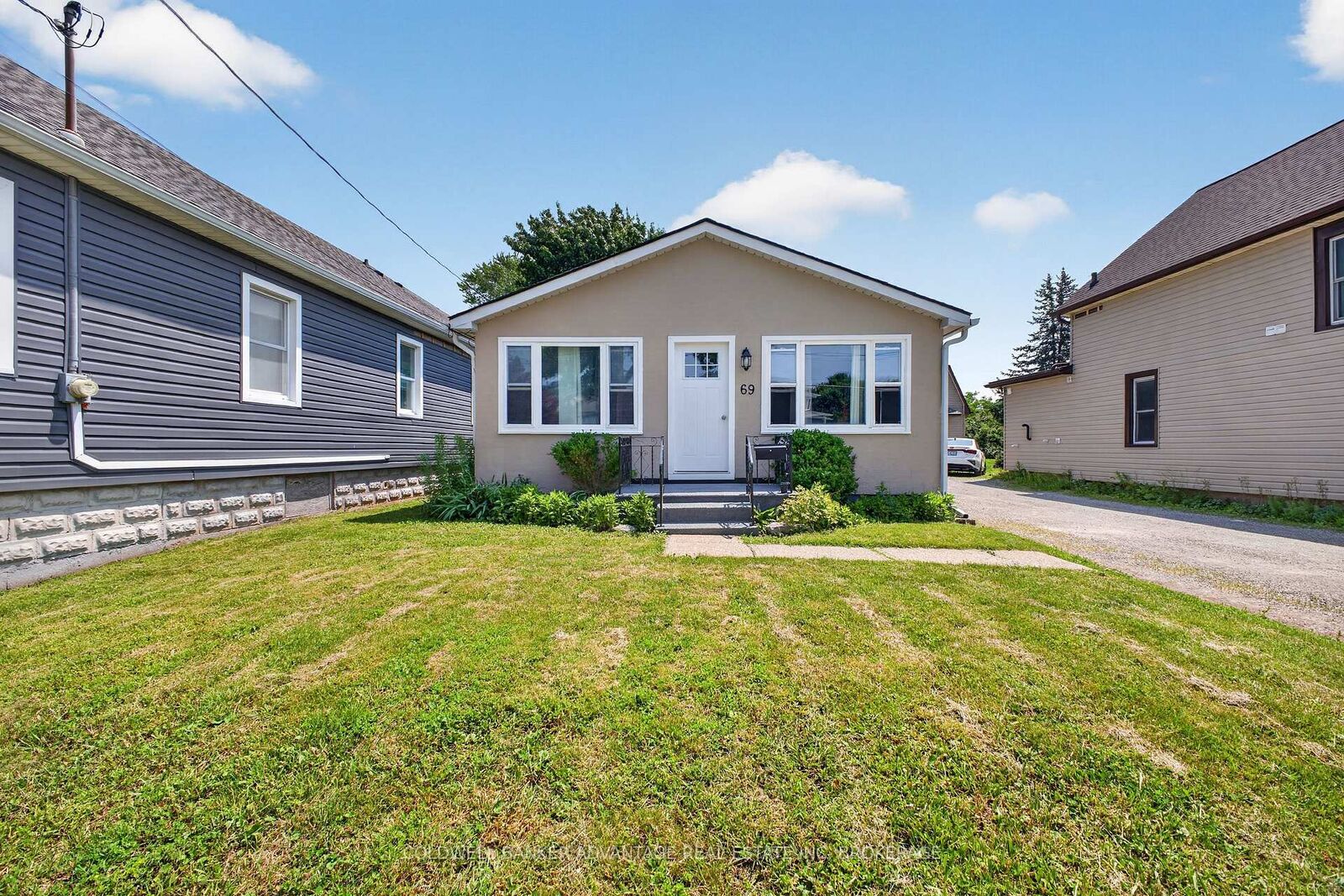 Property Photo: 69 Dolphin Street ON L3K 2J4