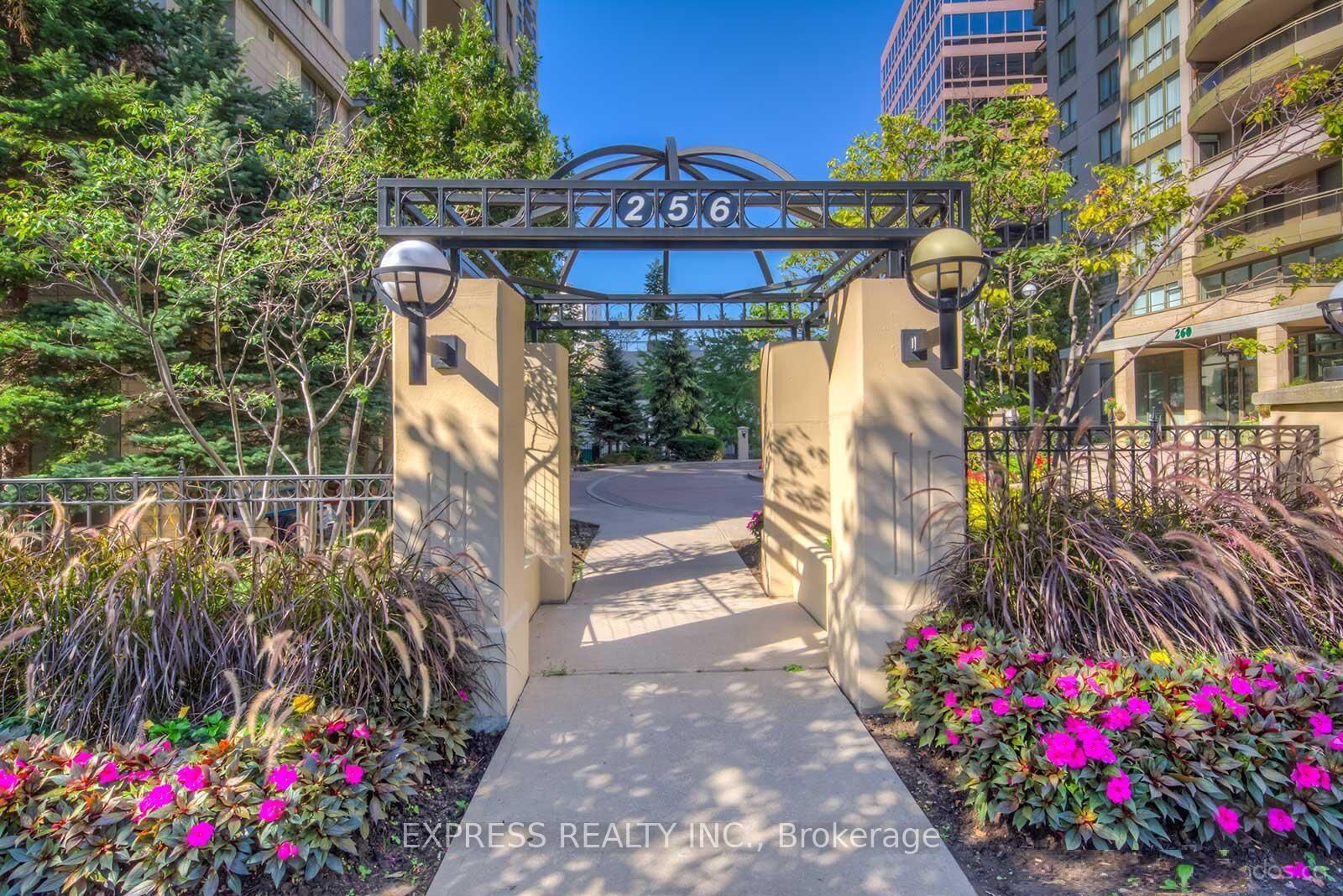 Property Photo:  256 Doris Avenue 1107  ON M2N 6X8 