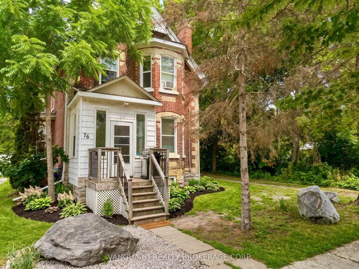 Property Photo:  76 Wellington Street  ON L9R 1G8 