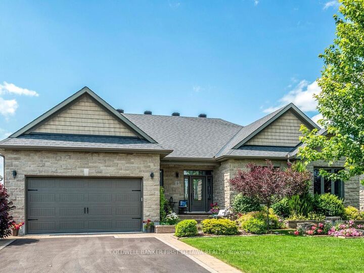 Property Photo:  76 Bald Eagle Crescent  ON K0A 2Z0 