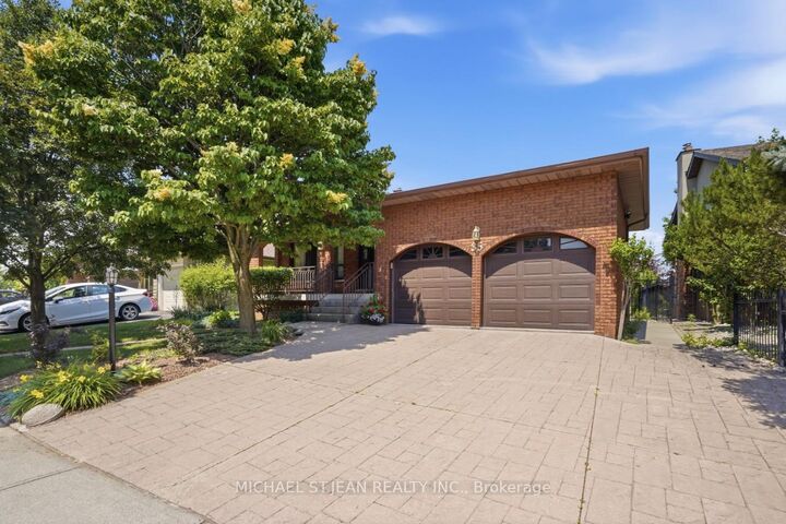Property Photo:  35 Audubon Street S  ON L8J 1J6 