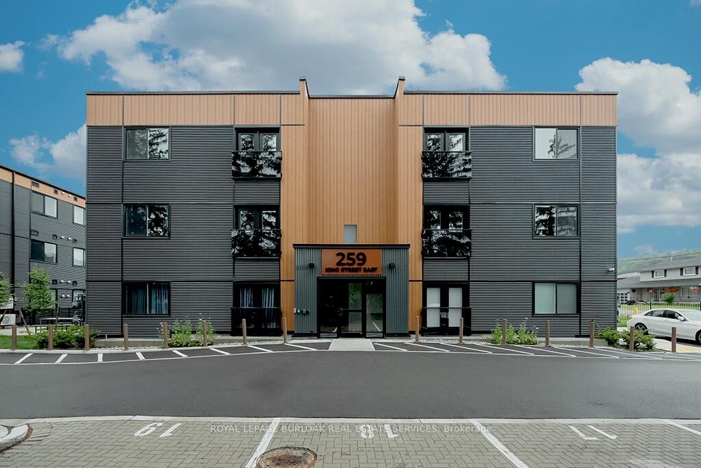 Property Photo: 259 King Street E 0C ON L8G 1L9