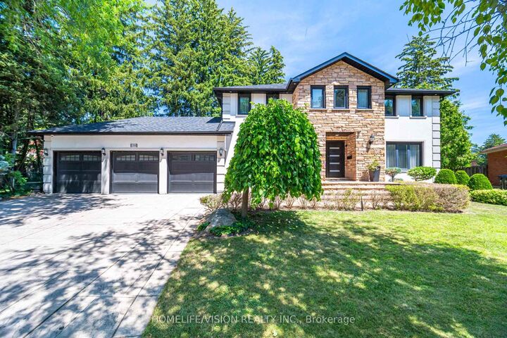 1298 Bunsden Avenue — photo 1