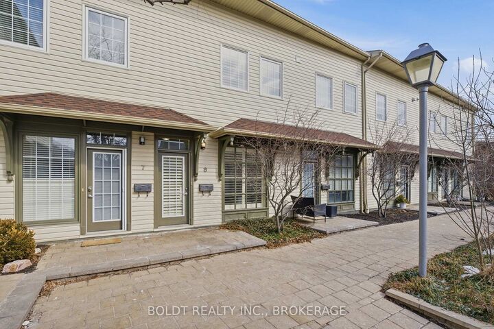 Property Photo: 49 Ontario Street 8 ON L3M 3H2