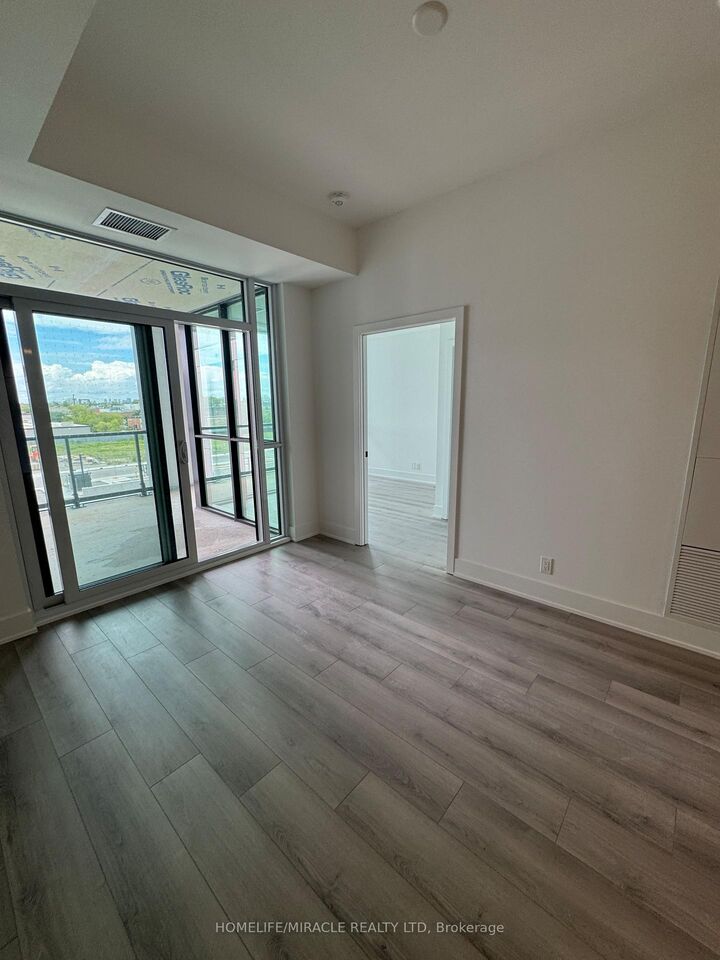 Property Photo:  20 Deans Drive 332  ON M1L 0J7 