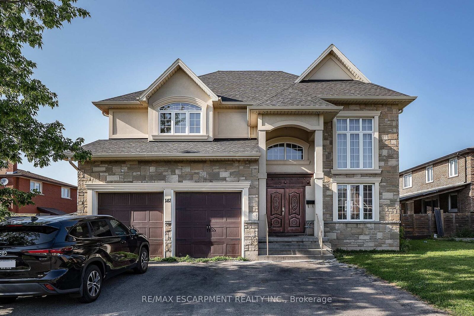 Property Photo:  147 Federal Street  ON L8E 0H3 