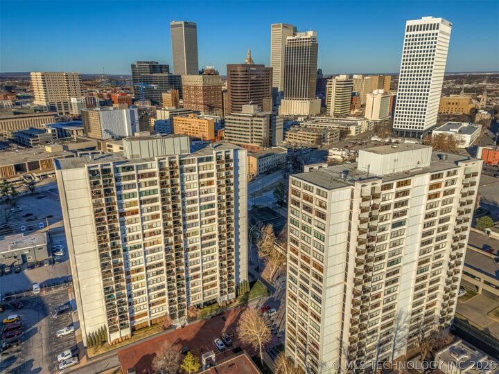 Property Photo:  450 W 7th Street 910  OK 74119 