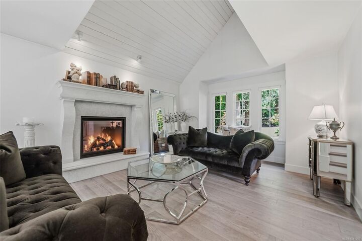 Property Photo: 2534 Island Hwy W BC V9K 1G5