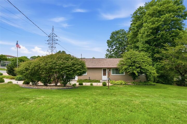 Property Photo: 601 Wack Dr PA 15074