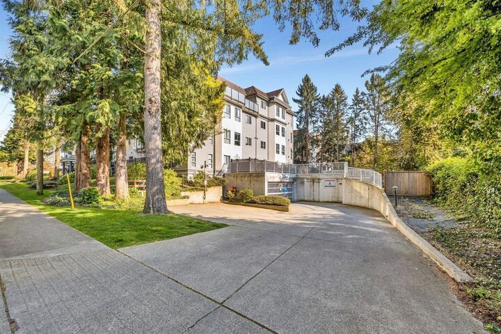 Property Photo: 20088 55A Avenue 404 BC V3A 4K9