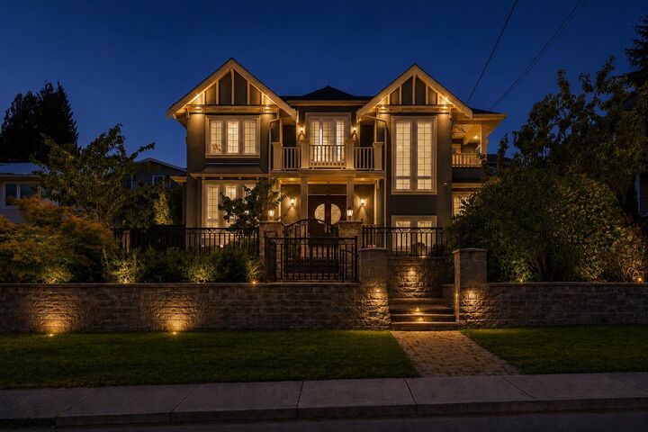 5399 Carson Street — photo 1