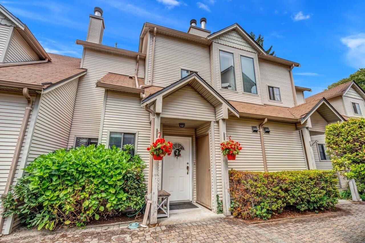 Property Photo: 98 Begin Street 3 BC V3K 6M9