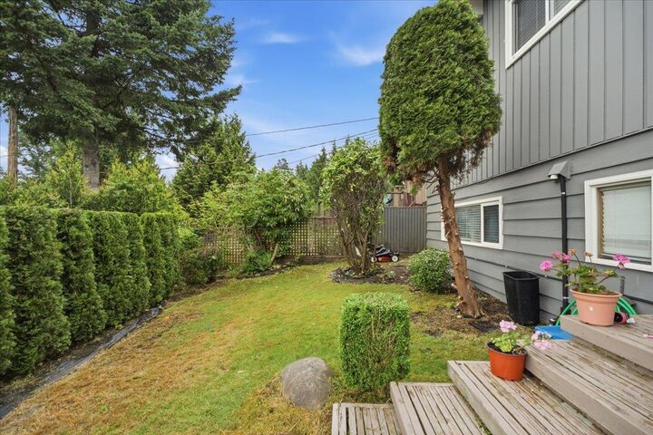 Property Photo: 2206 Pinecrest Avenue BC V3J 6T6