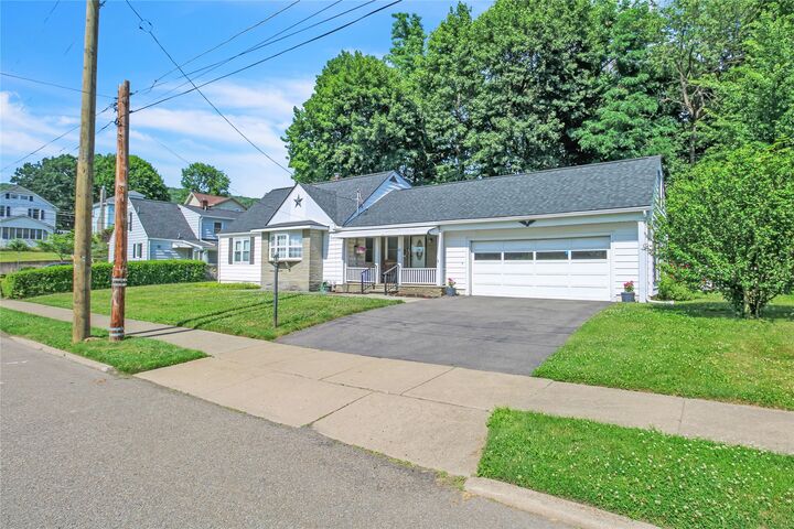 Property Photo:  82 Howard Avenue  NY 13904 