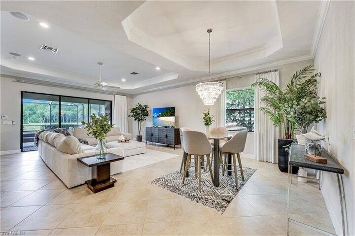 Property Photo: 12840 Kinross Ln FL 34120
