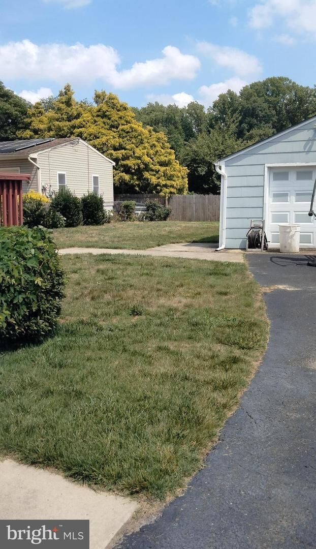 Property Photo: 424 Center Avenue NJ 08078
