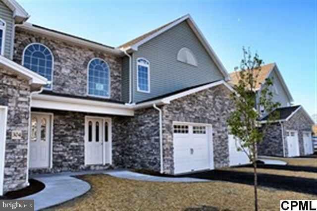 Property Photo:  304 Briar Ridge Circle  PA 17025 