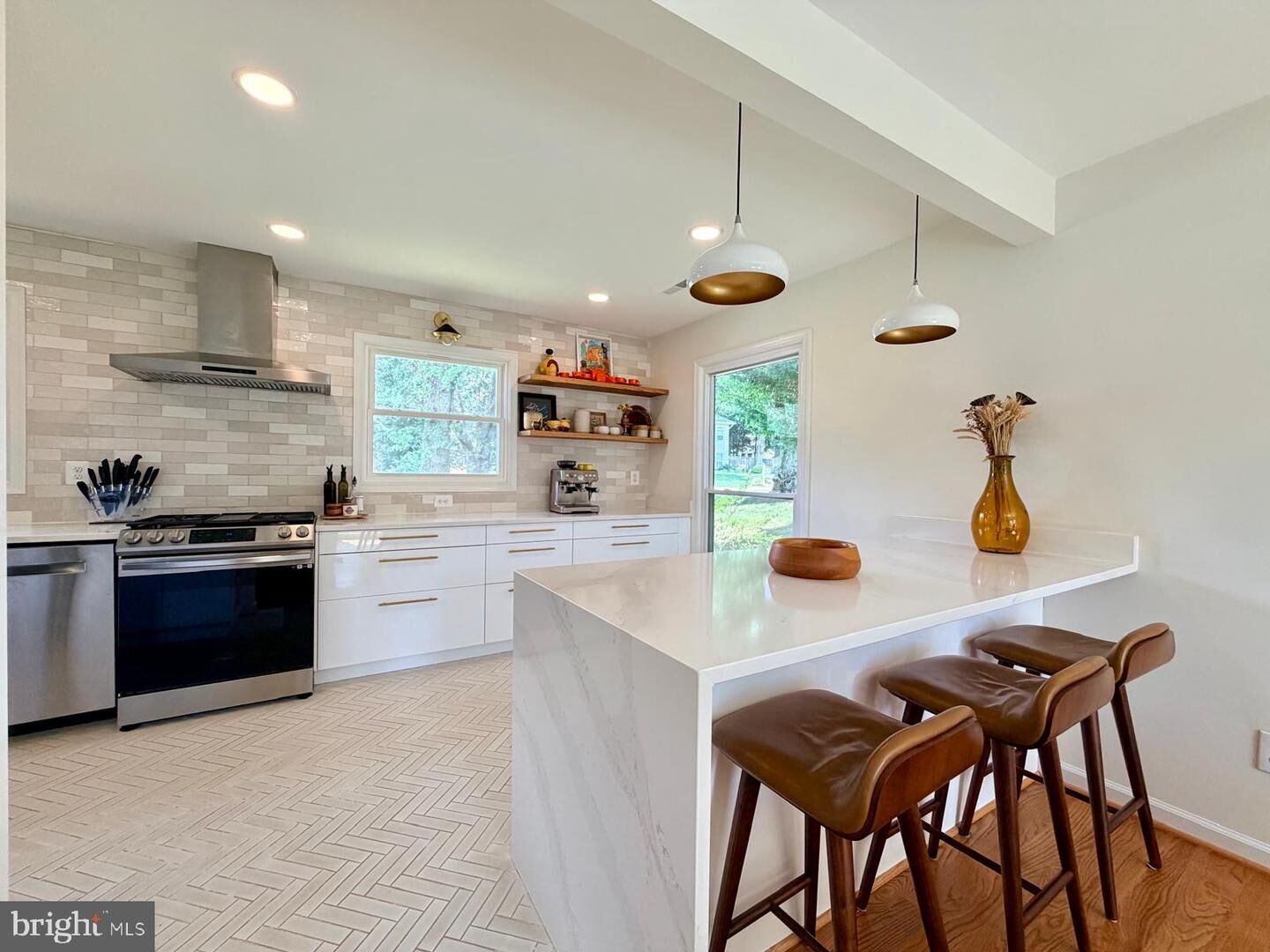 Property Photo: 12904 Missionwood Way MD 20854