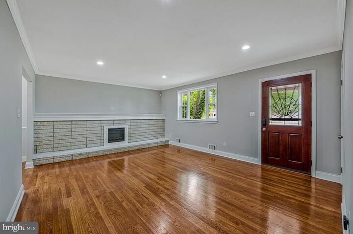 Property Photo: 2335 Scott Key Drive MD 20747